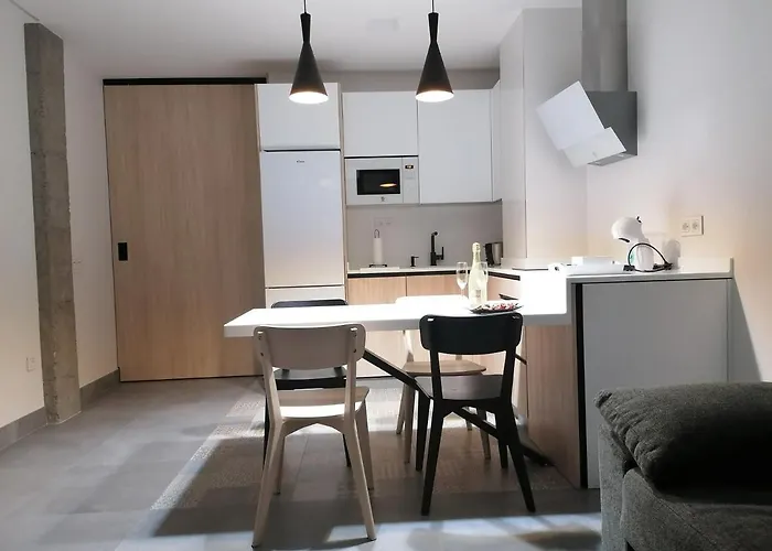 Asturin House - Parking Gratis * Salamanca